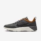 スニーカー Nike Lunar Rome SE Men's Shoes Nike Lunar Roam SE Men's Shoes. Nike.com